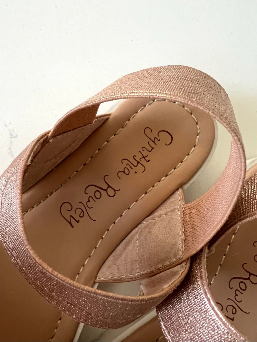 Cynthia Rowley Kids Metallic beige Gold Double-Strap Sandals Size 11